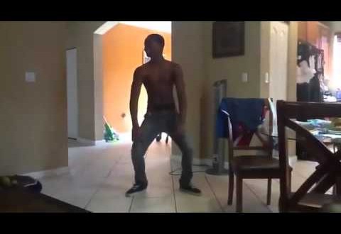 LMAO! Dad Yells At His Son For Wearing Skinny Jeans