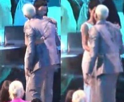 Performance: Rihanna/ASAP Rocky Perform Cockiness (@VMAS) Performance: Rihanna/ASAP Rocky Perform Cockiness (@VMAS)