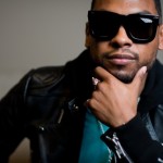 LMAO: Miguel Drops Kicks Woman During Billboard Performance LMAO: Miguel Drops Kicks Woman During Billboard Performance